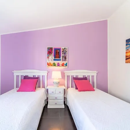 Vibrant Apartement In Sao Rafael Apartamento